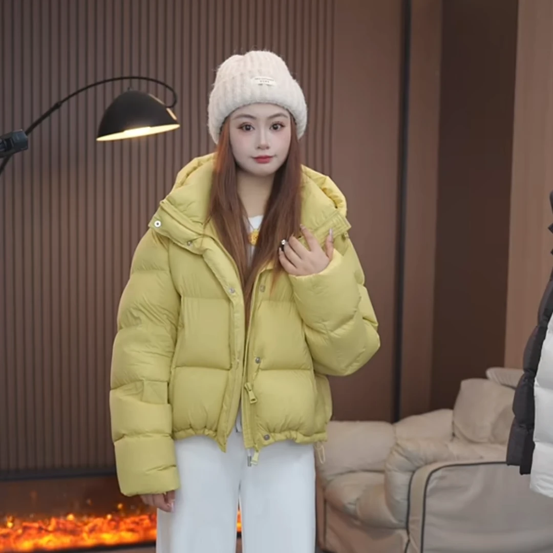 2025冬季新款加厚泡芙时尚连帽短款保暖百搭高品质白鸭绒女羽绒服