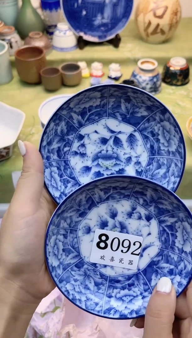 瓷片岁****.           8092