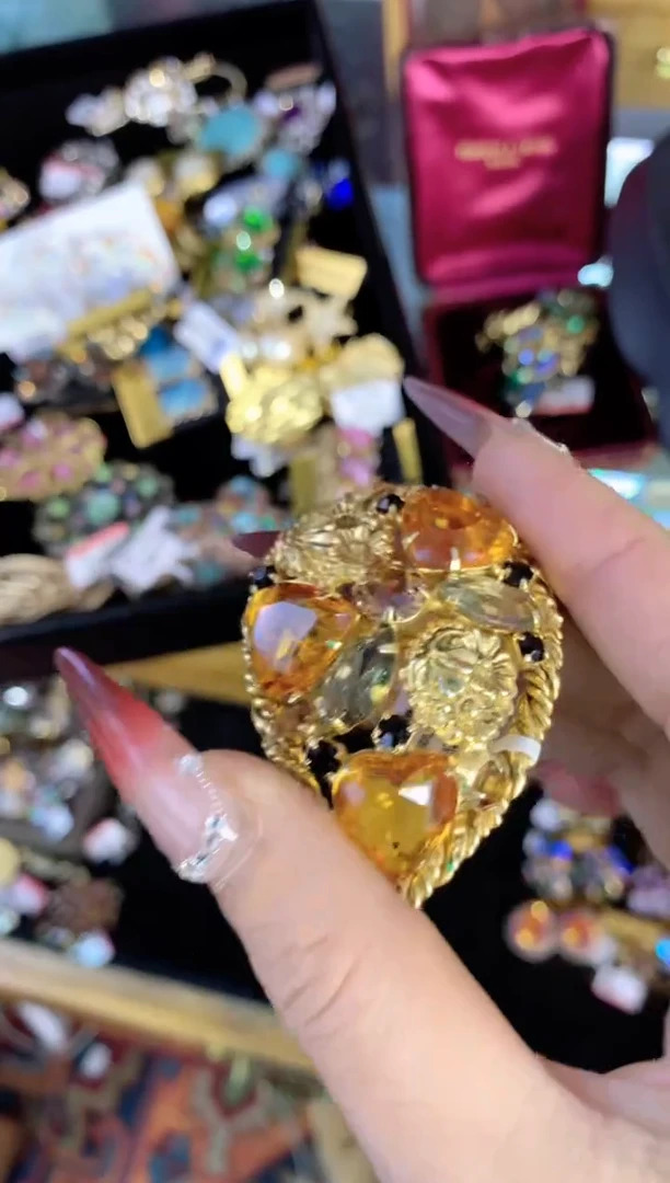 【闪购商品】瓷片楚楚中古珠宝甄选不退换