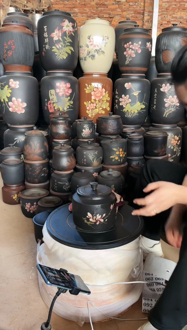 【闪购商品】壶瑕疵茶叶罐 德中彩填 040