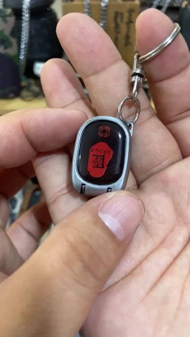 瓷片闪购商品  如图所示