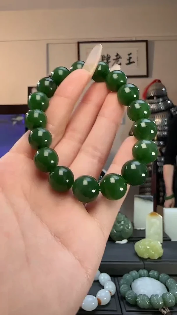 颈饰未镶嵌和田玉碧玉圆珠手串