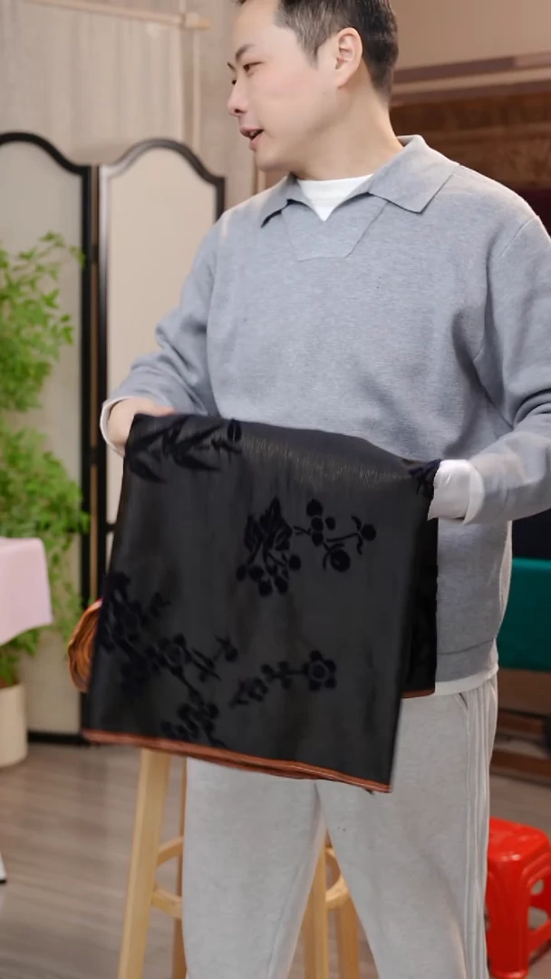 丝绸梅兰竹菊1.4-1.35米