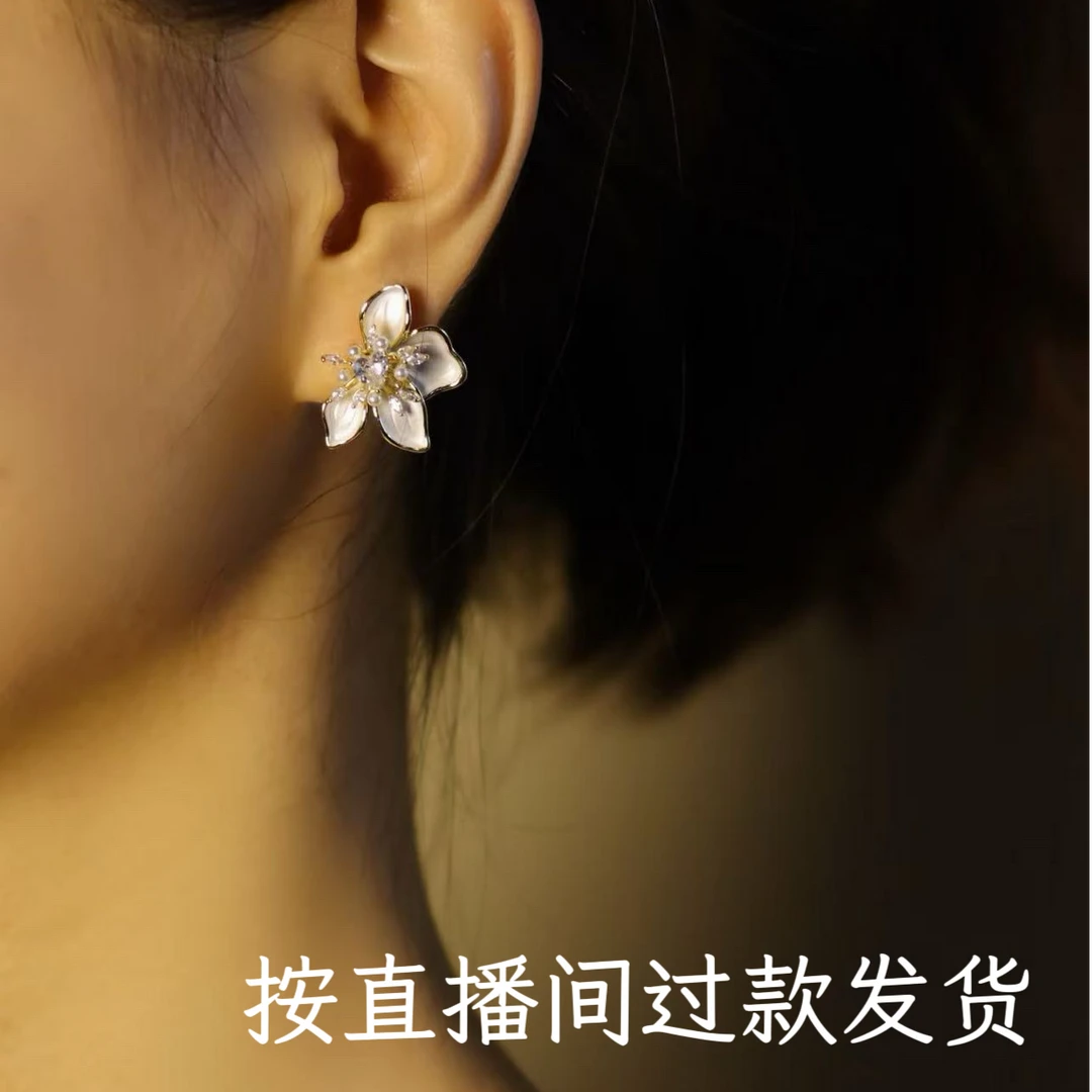 铜合金锆石耳饰 梵2504时尚耳饰