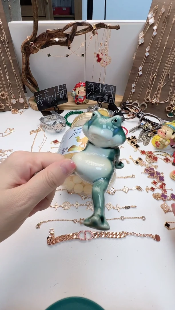 华禄甄选阁亭亭总铺