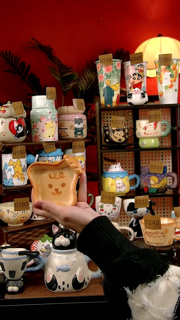 碟瓷DIY景德镇陶瓷手工创意卡通风面包系列碟子