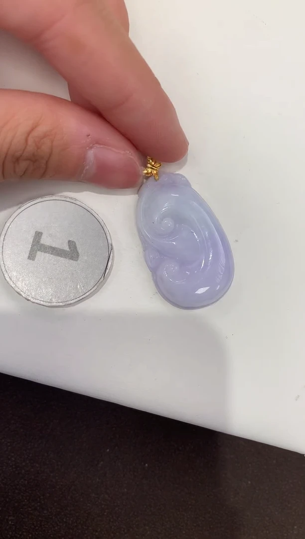 颈饰18K金镶嵌翡翠天然缅甸A货翡翠