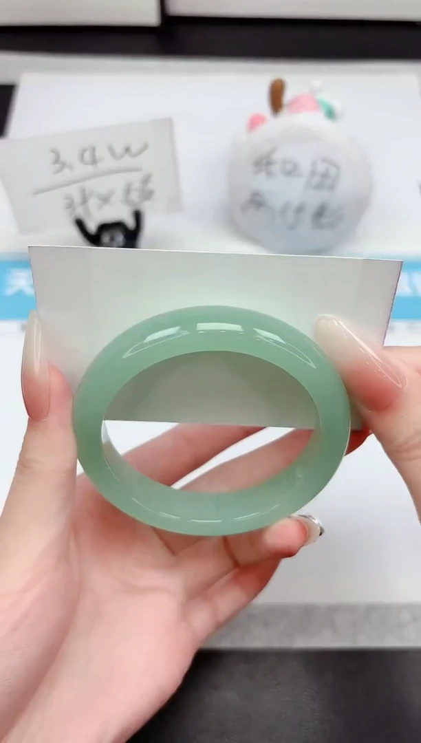 石英质玉手镯未镶嵌P155-59.2