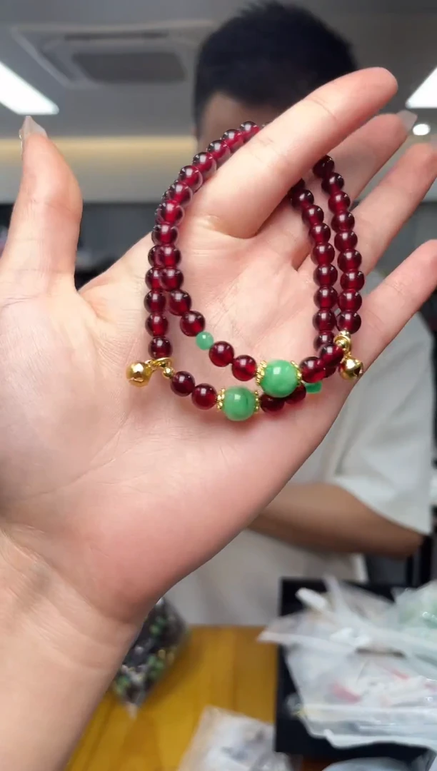手串血珀未镶嵌（多样性发一件）