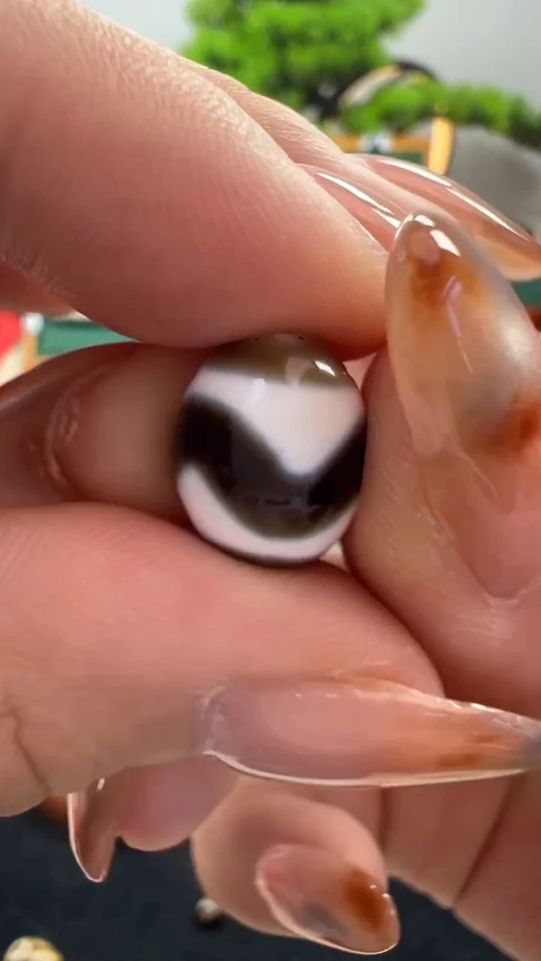 玛瑙/玉髓（覆膜）颈饰未镶嵌44.(微瑕随机发货)