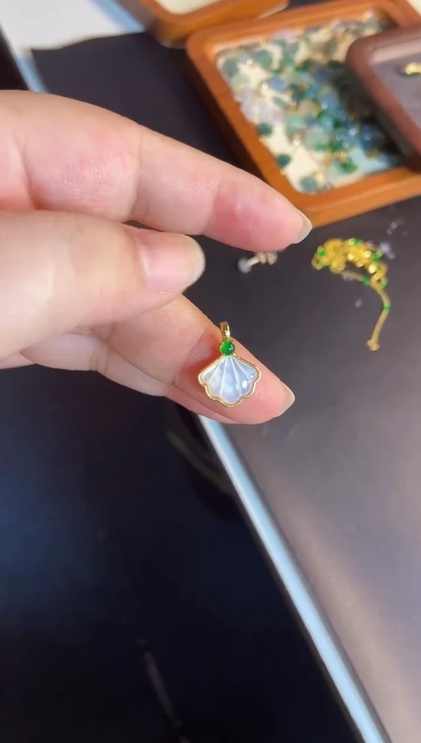 吊坠(不含链)银S925镶嵌翡翠1