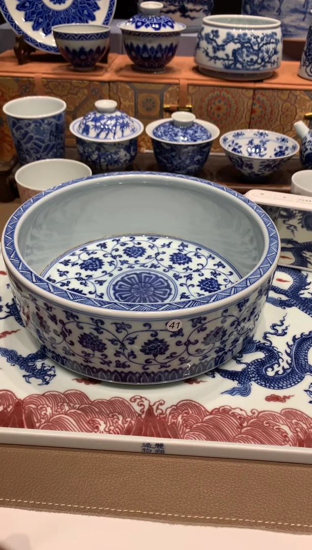 【闪购商品】47青花缠枝莲的水洗胎烈瑕疵