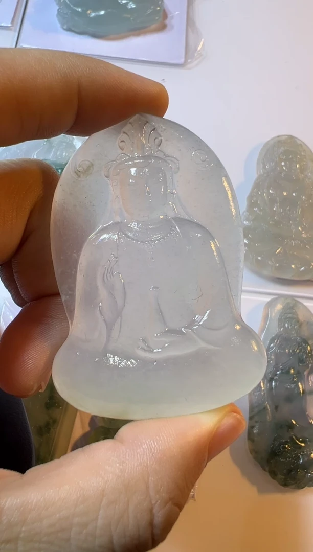 未镶嵌定制翡翠素衣
