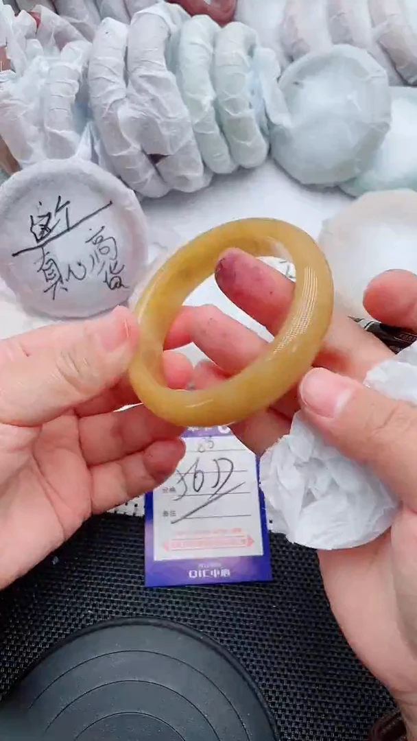 未镶嵌手镯石英质玉86-56-57