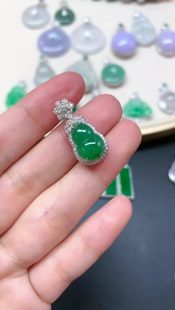 【闪购商品】翡翠吊坠(不含链)18K金镶嵌S492|5980