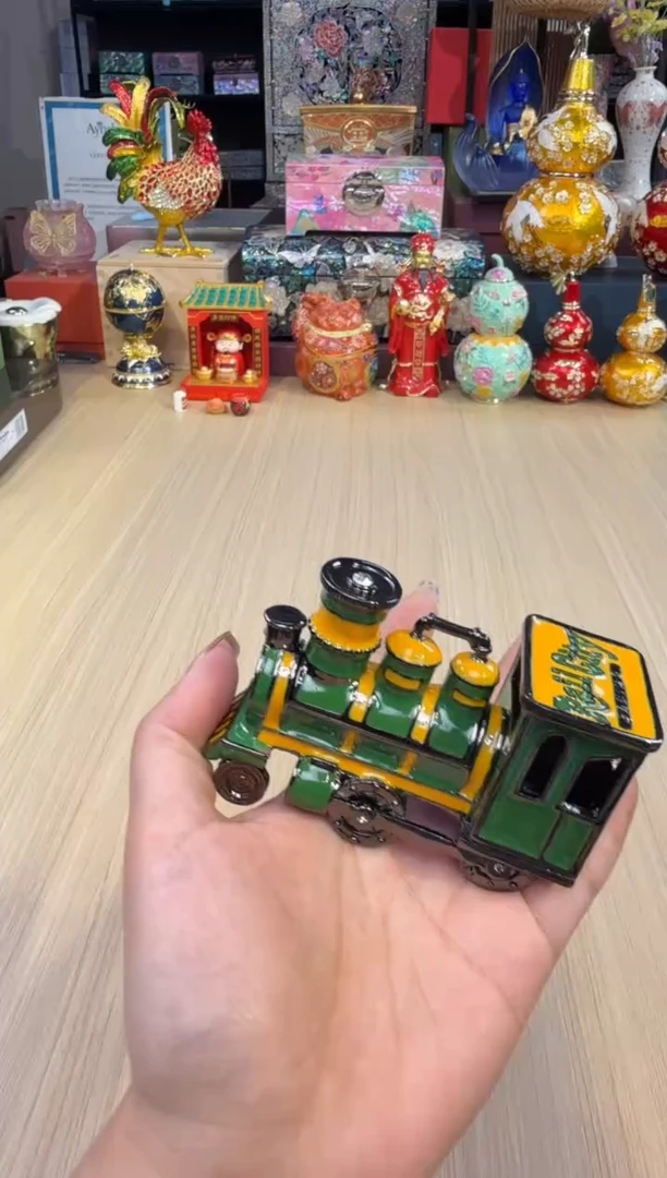 221七宝绿色小火车