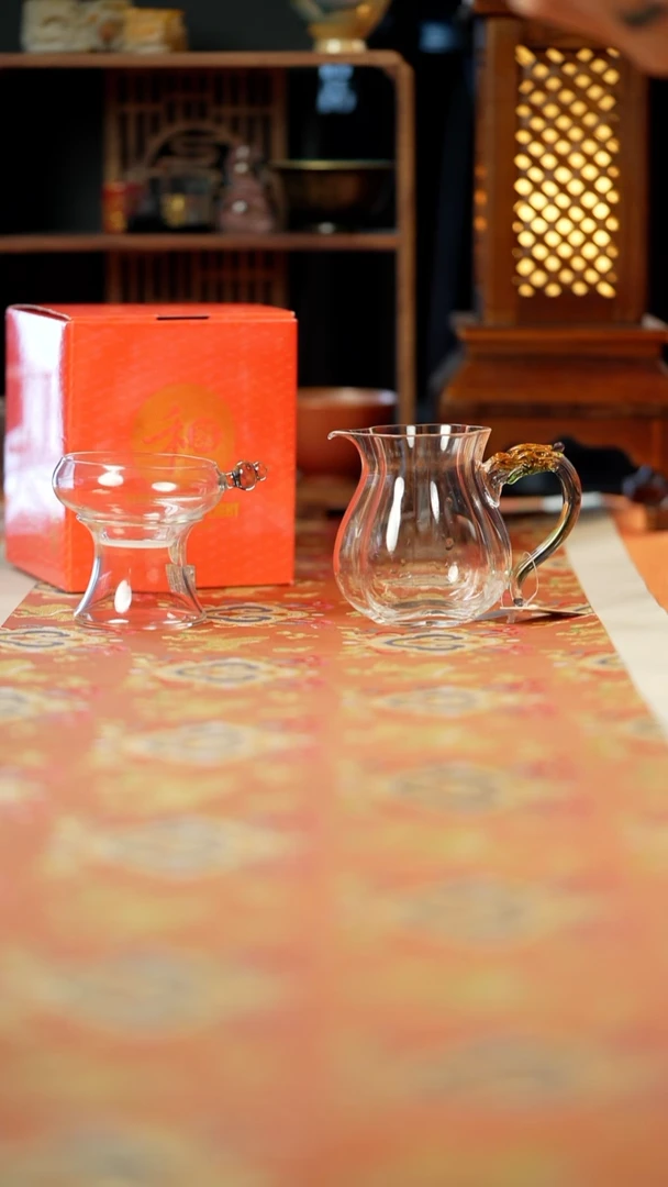 闪购   1个锦隆茶海+1个迷翠福宁滤网