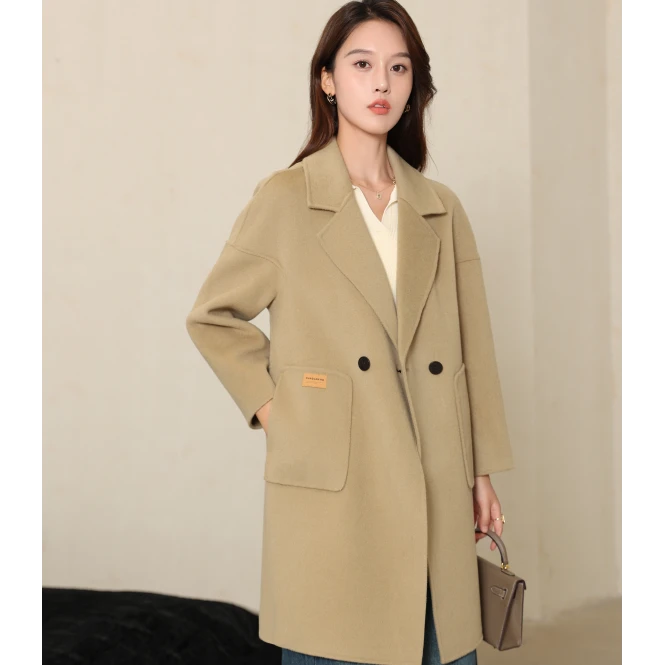 百分百羊毛大衣保暖轻便