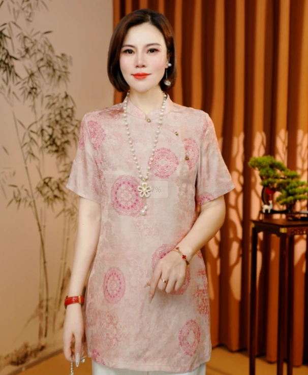 【桃霰】2025新款夏季新中式T恤短袖刻花修身显瘦减龄气质款