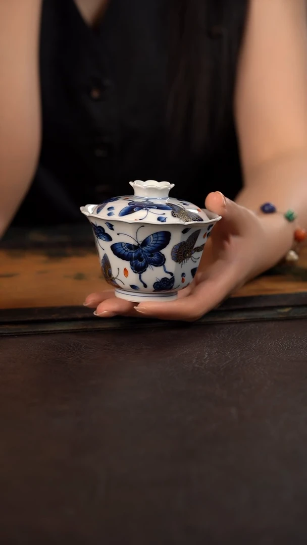 洪印慕明矾红加彩蝶恋花八方大盖碗