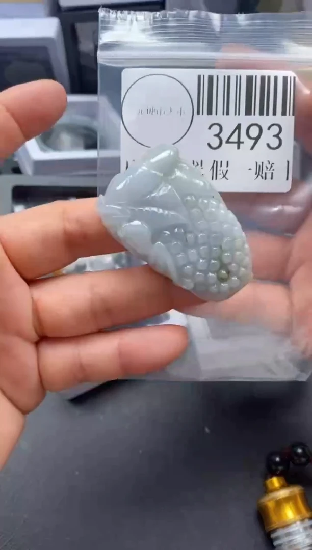 吊坠(不含链)未镶嵌翡翠3493