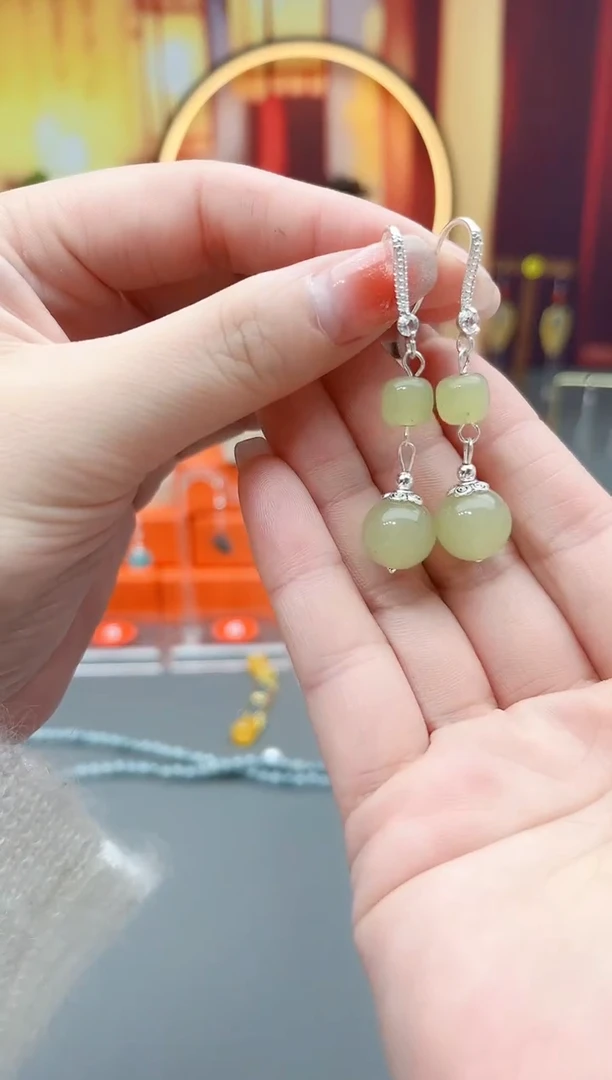 未镶嵌东陵石耳饰430