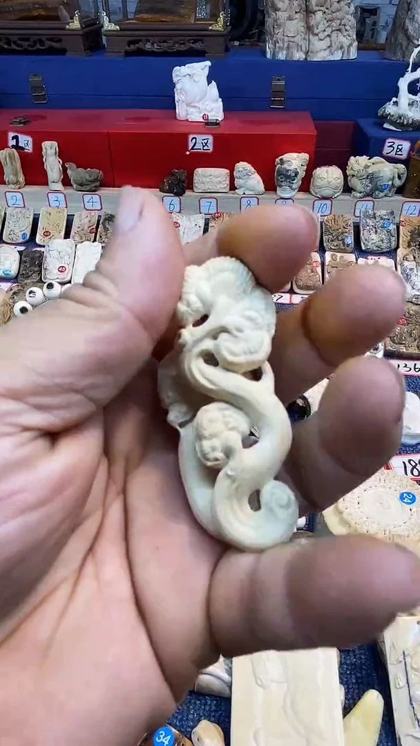 泥塑小把玩件摆件