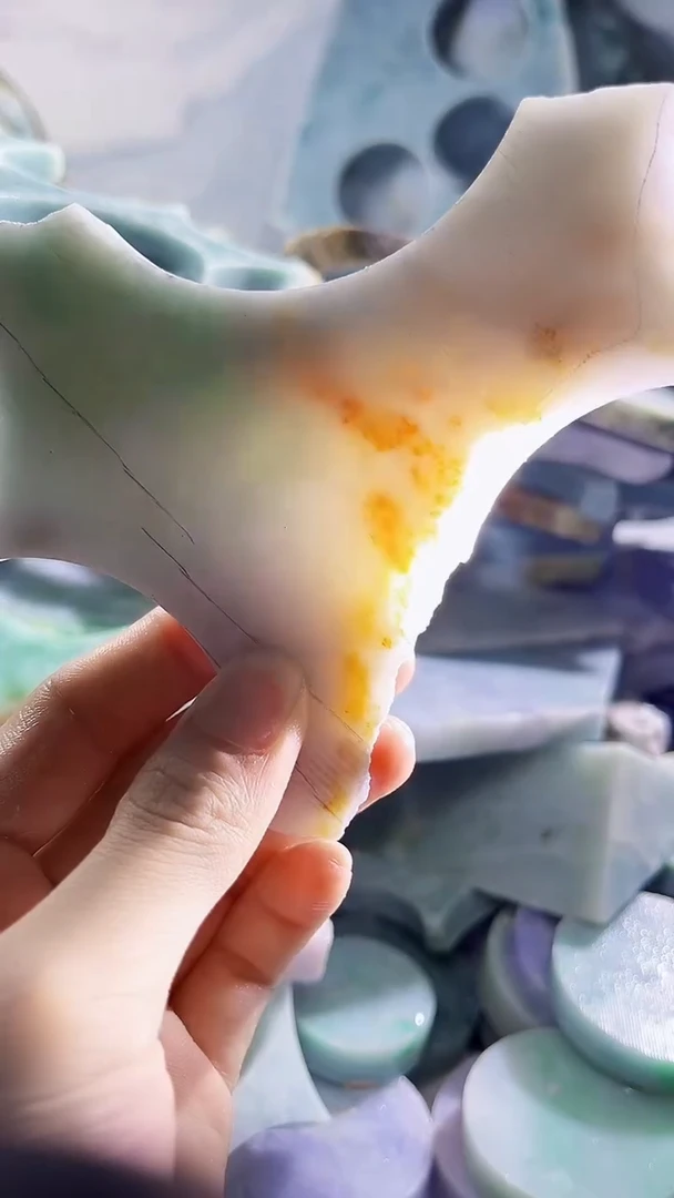 翡翠裸石缅甸翡翠A货陈5616