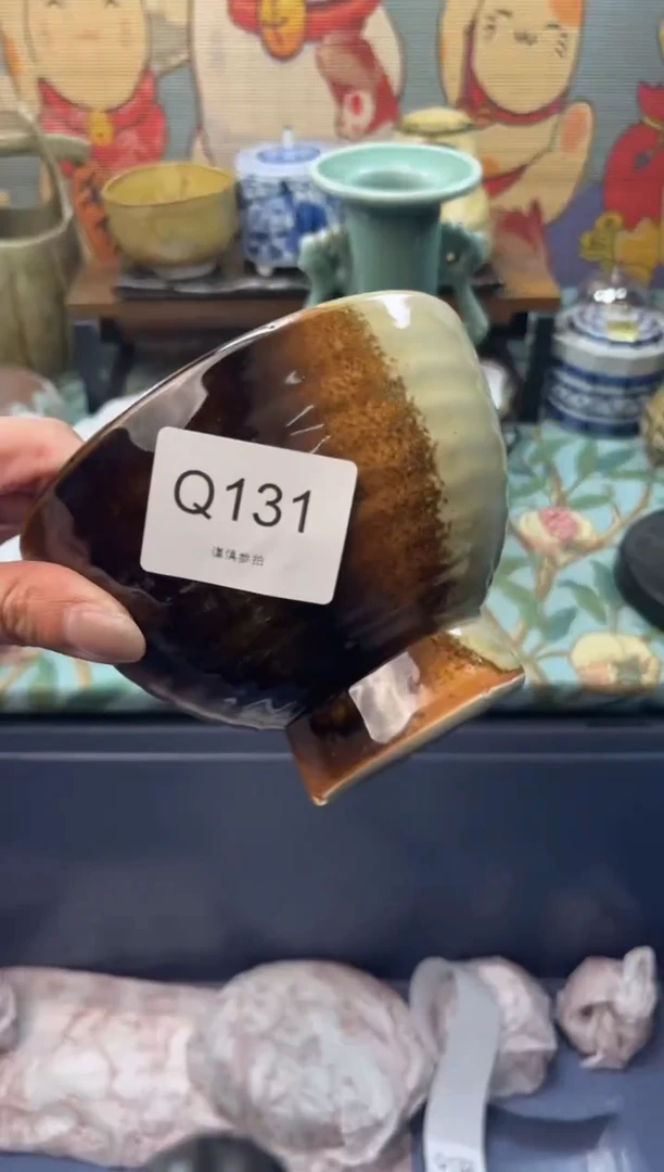 瓷片仙**哥    Q131