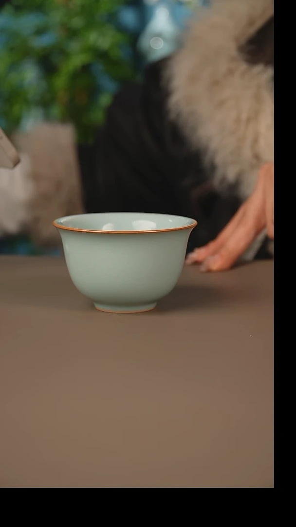 天青铃铛杯    一级