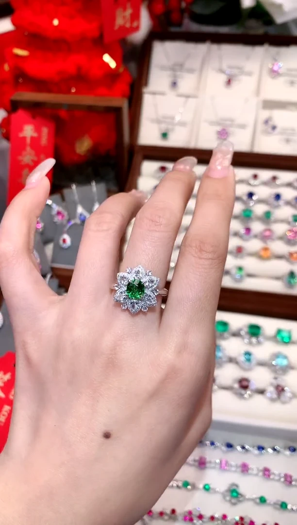 【闪购商品】石榴石（沙弗莱）戒指18K金镶嵌1.04ct/天然宝石/