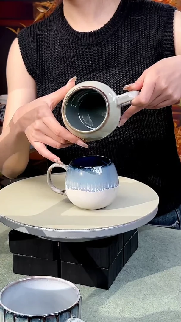 【闪购商品】新款蓝+浅黄球|默认微瑕