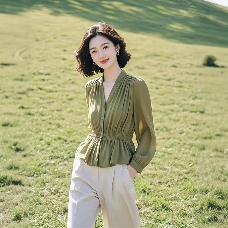 开春小众通勤穿搭重要场合小衫设计感绿色收腰衬衫超好看女士上衣