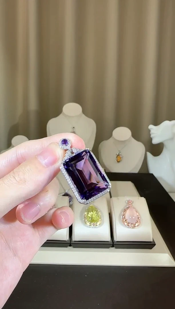 【闪购商品】紫晶颈饰银S925镶嵌15*22mm