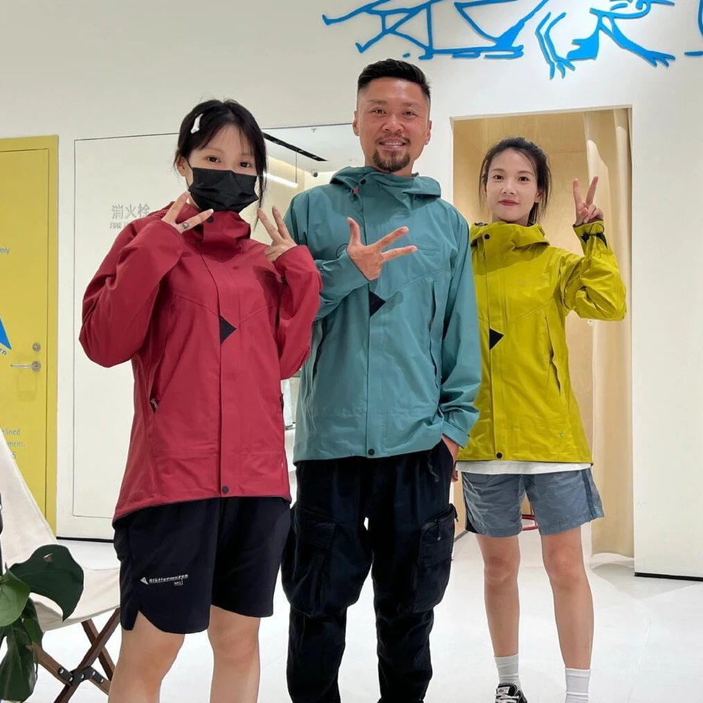 【即发】‘阿萨神族系列’专业级情侣款秋冬户外连帽薄绒防风夹克外套