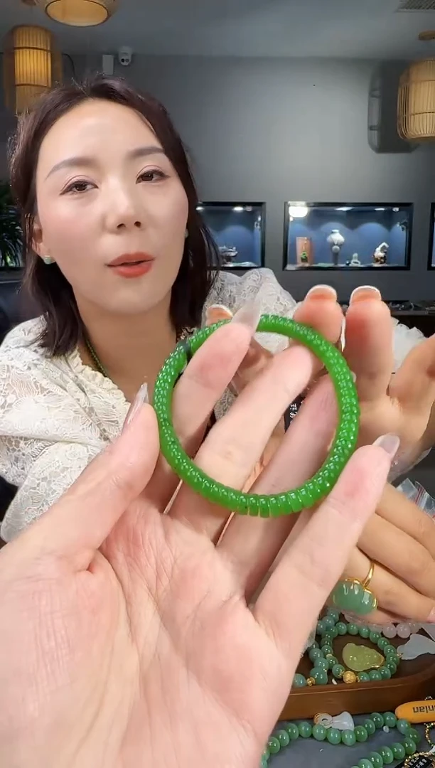 未镶嵌手链和田玉1