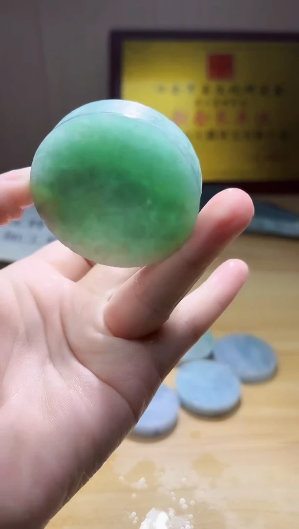 翡翠未镶嵌颈饰翡翠A货 姜谭296