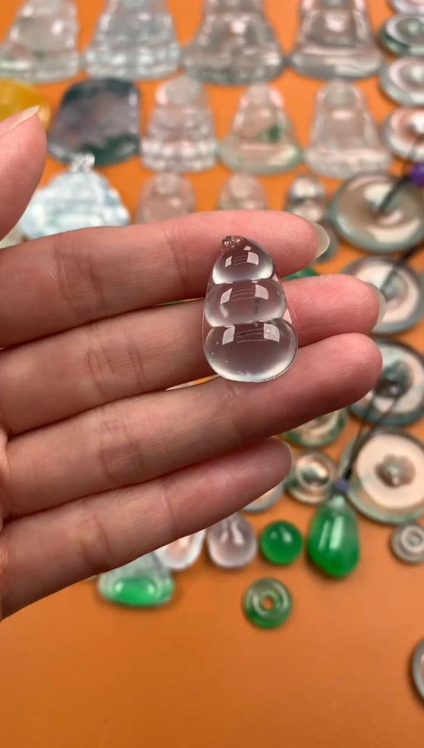 【闪购商品】翡翠颈饰未镶嵌23.8-15.2-6.0