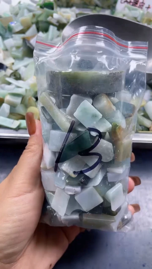 配石翡翠天然翡翠小号500克送镯心13