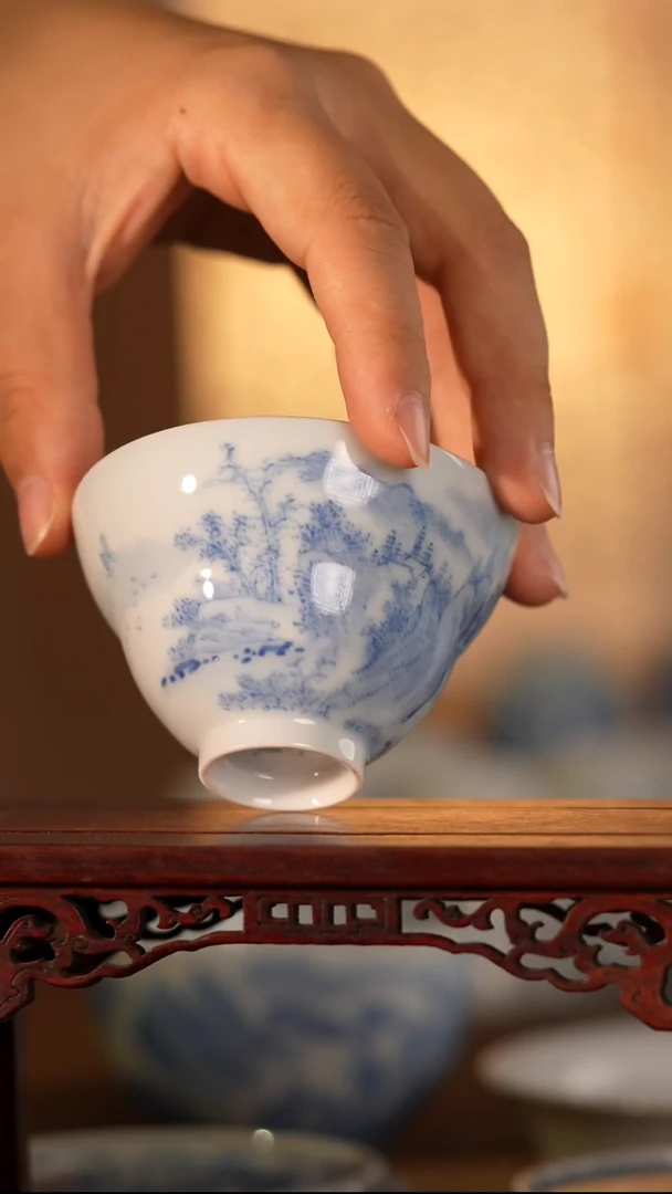 摆件青花手绘山水福利品主人杯折腰