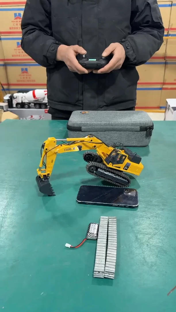 亿工1：50挖掘机520双履带双电