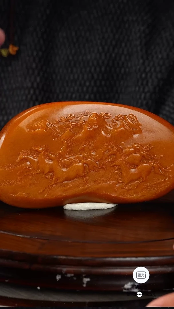 未镶嵌和田玉把件飞****）八骏