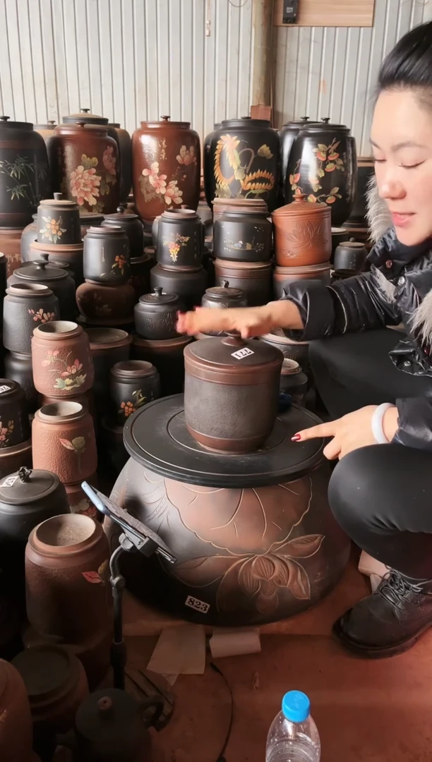 【闪购商品】壶瑕疵茶叶罐 皮革小五饼 771