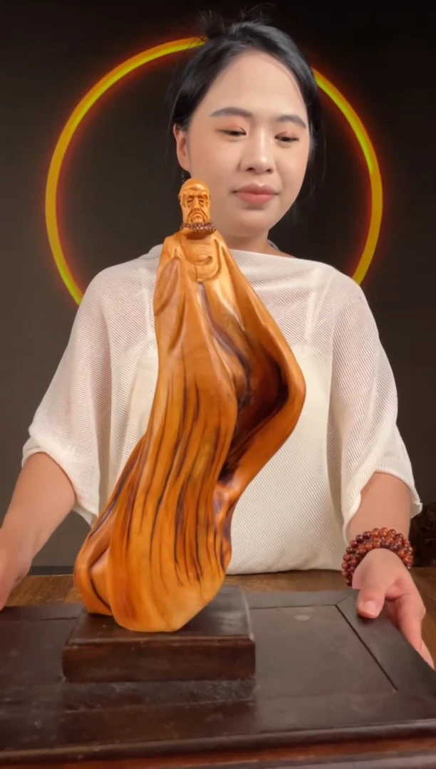 柏木（崖柏）手工摆件,先抢先得! 编号:212