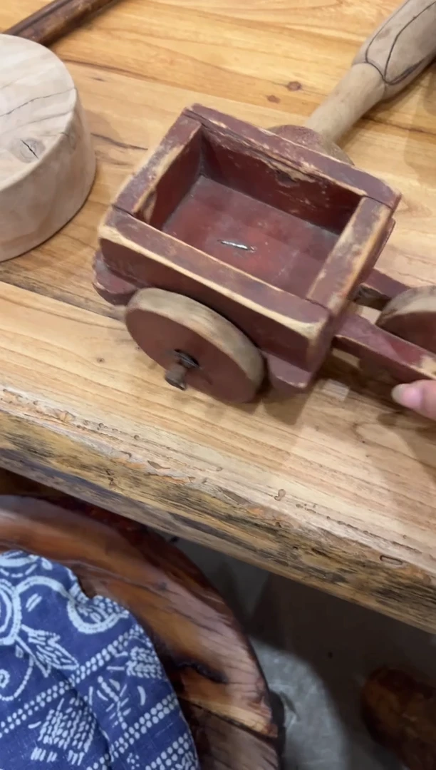 木（非红木类）小推车