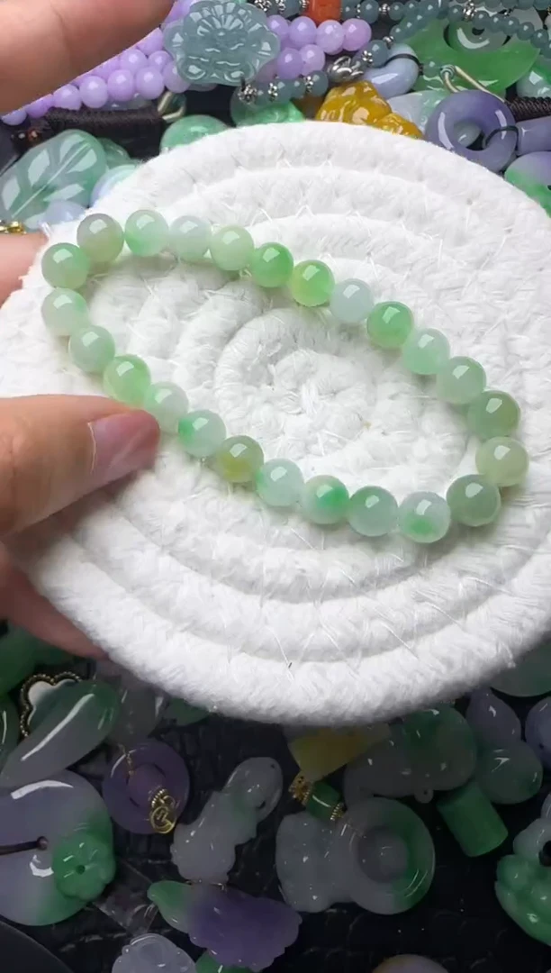 颈饰未镶嵌翡翠缅甸翡翠吊坠