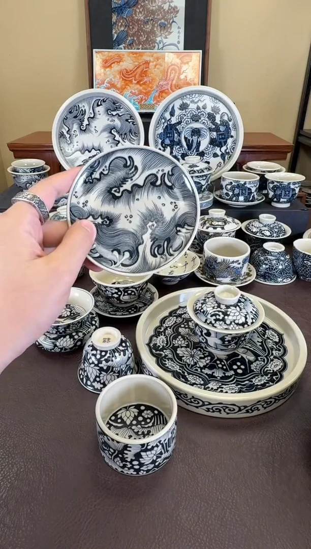 疯****间二号釉纯海浪纹杯垫