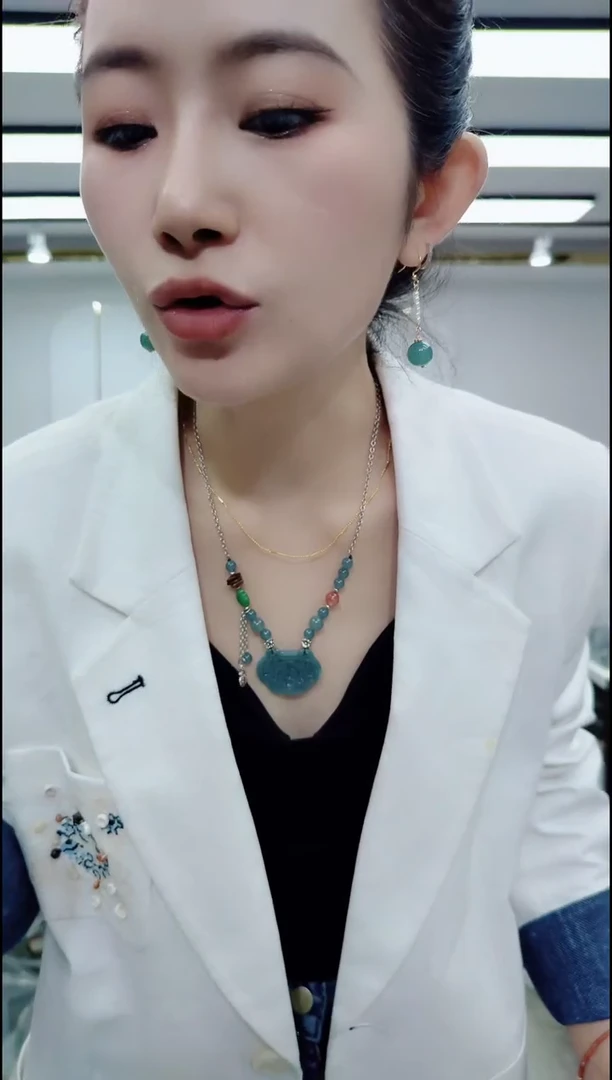 翡翠未镶嵌颈饰2616翡翠小锁项链带耳坠