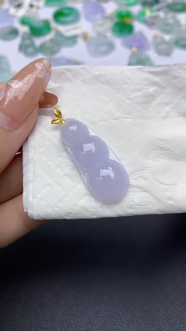 颈饰18K金镶嵌翡翠a货假一赔三支持复检百元上9元证书费自理