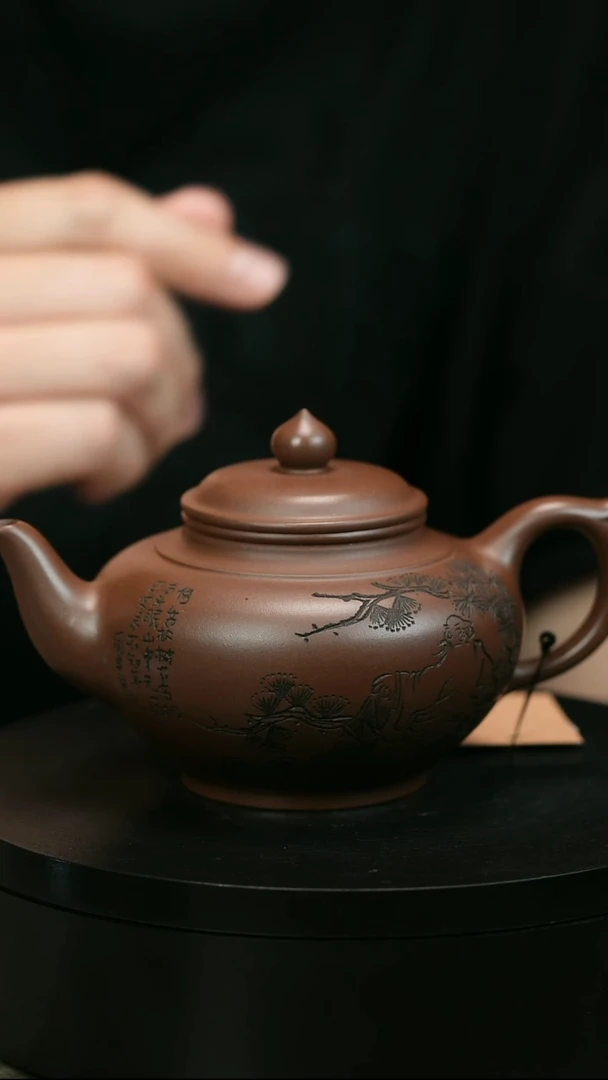 茶壶紫砂邹****海H1456赵信军刻绘笑樱